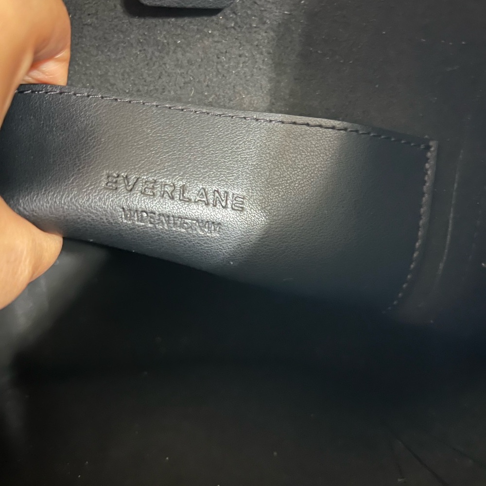 Everlane The Mini Studio Bag Black Leather Crossbody - Picture 7 of 8